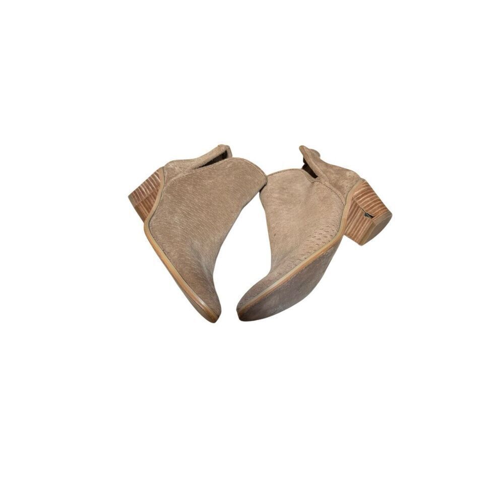 Lucky brand suede ankle bootie with a stacked block heel. 6M